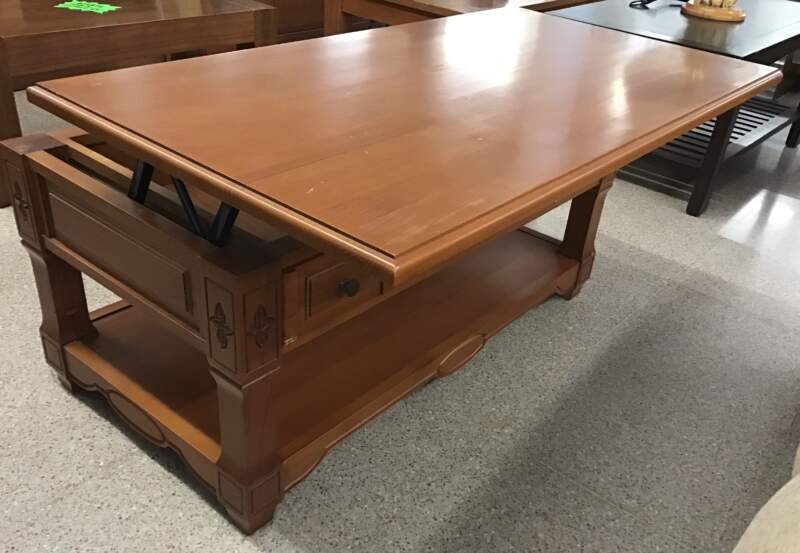 Lift-up Coffee Table