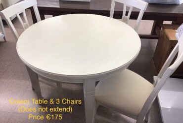 Round Table & 3 Chairs