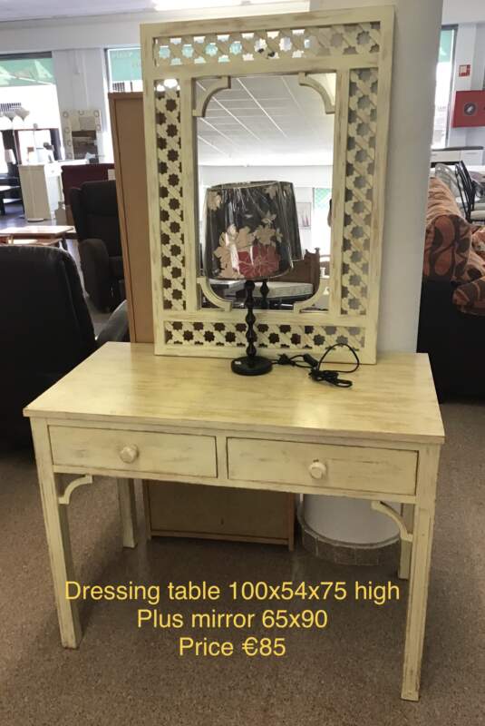 Dressing Table & Mirror