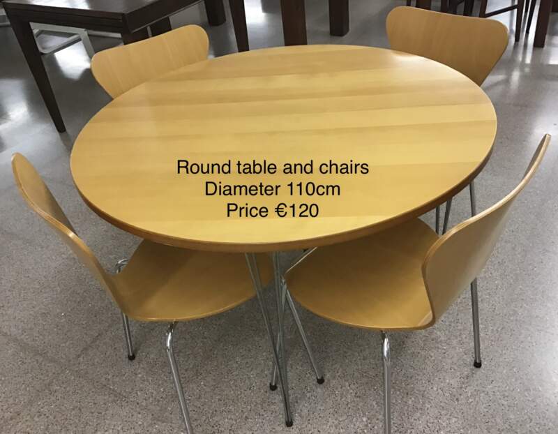 Modern Round Table & 4 Chairs