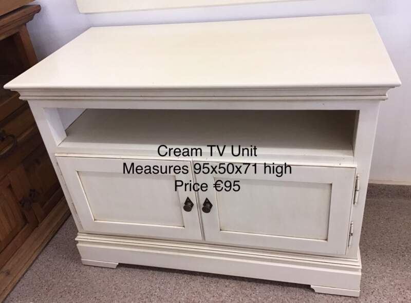 Cream TV Unit