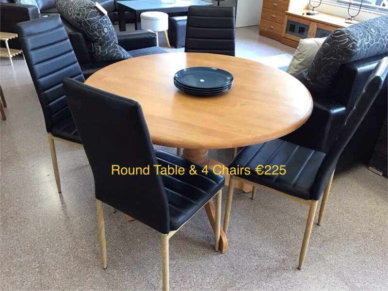 Round Table & 4 Chairs