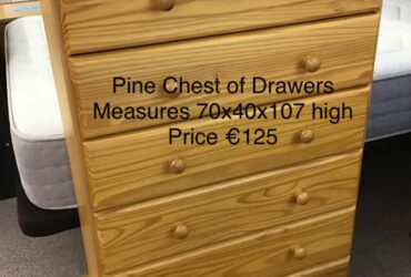 Pine Chest of Drawers