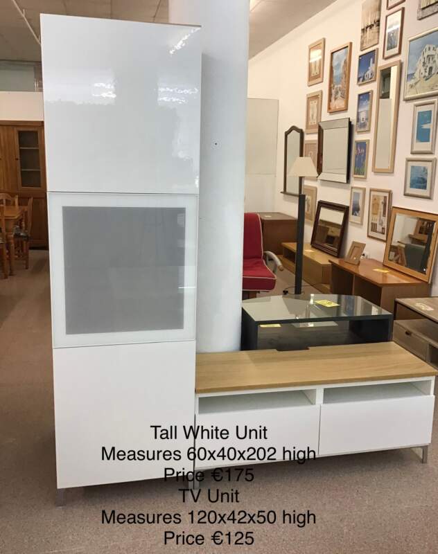 2 Pieces White Lounge Furniture