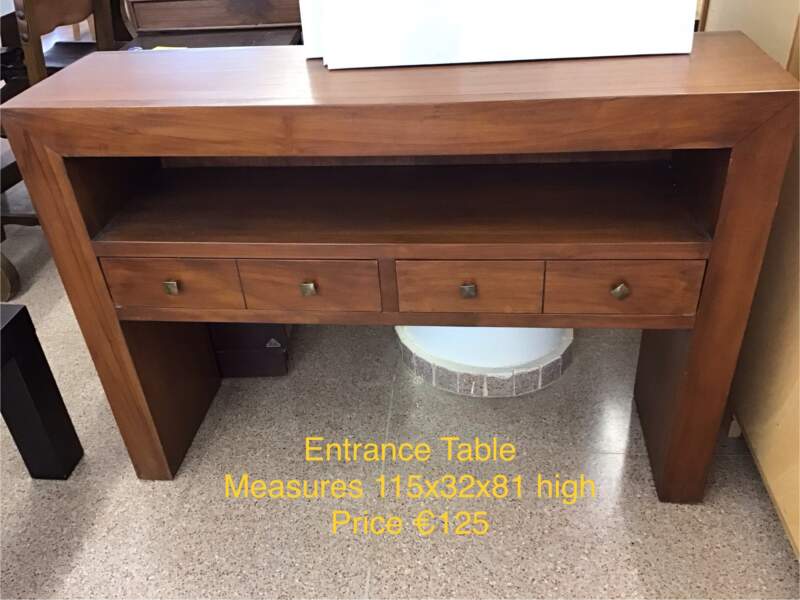 Entrance Table