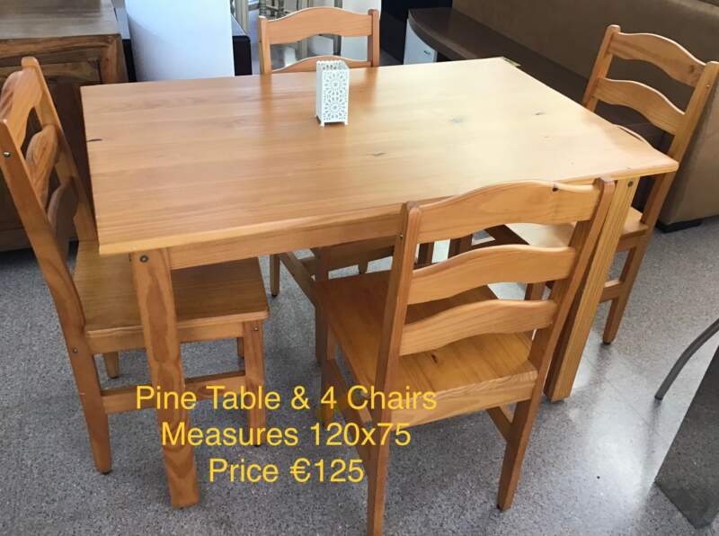 Pine table & 6 chairs