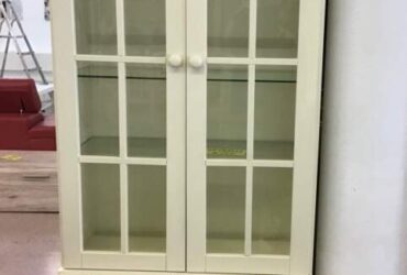 Cream Display Unit