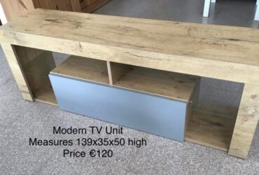 Modern TV Unit